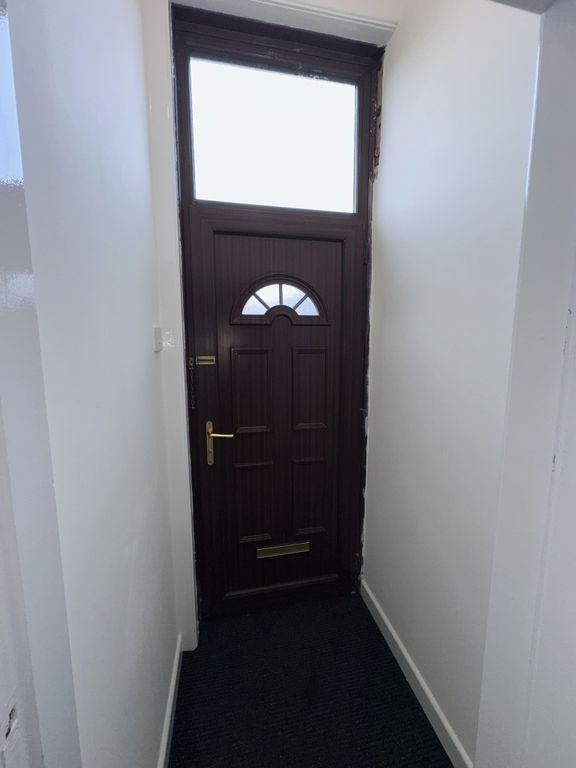 Property photo 3 of 27