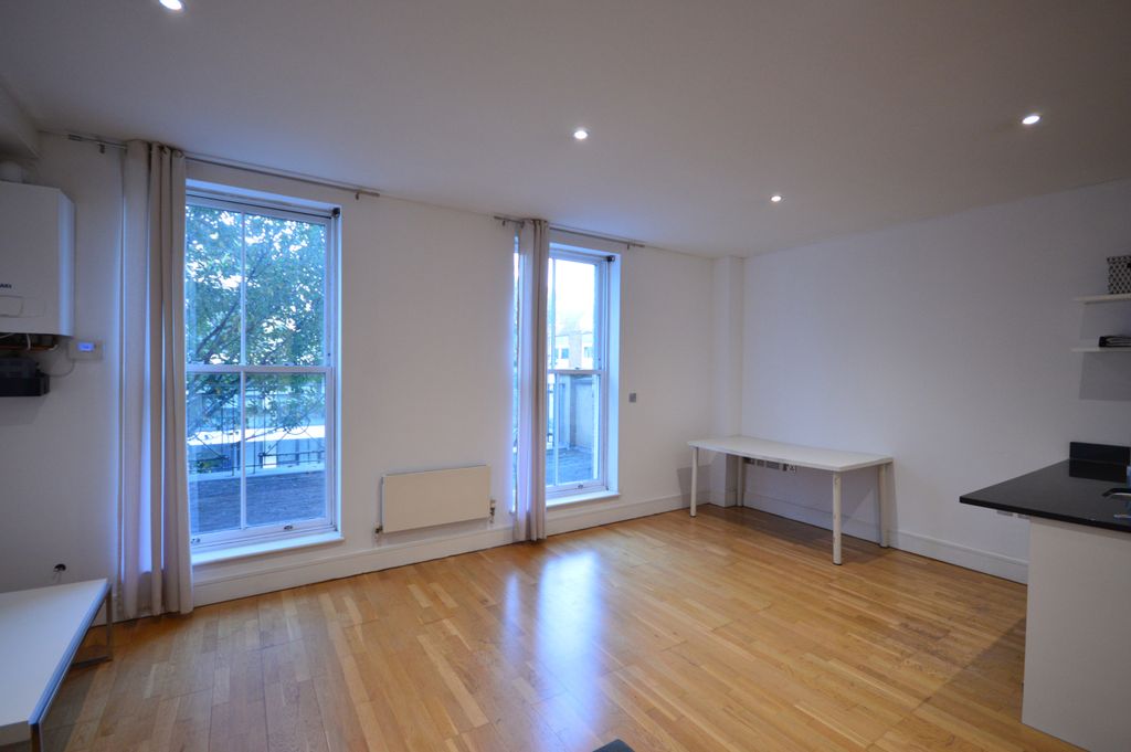 Property photo 2 of 10 Gallery