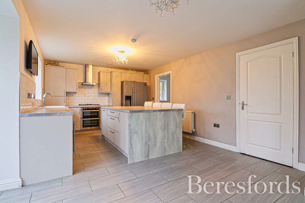 Property photo 3 of 25 Picture 3