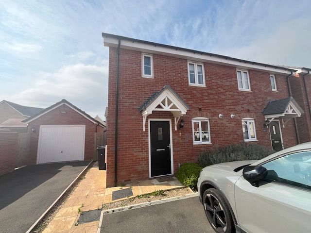 Property photo 1 of 9 Front