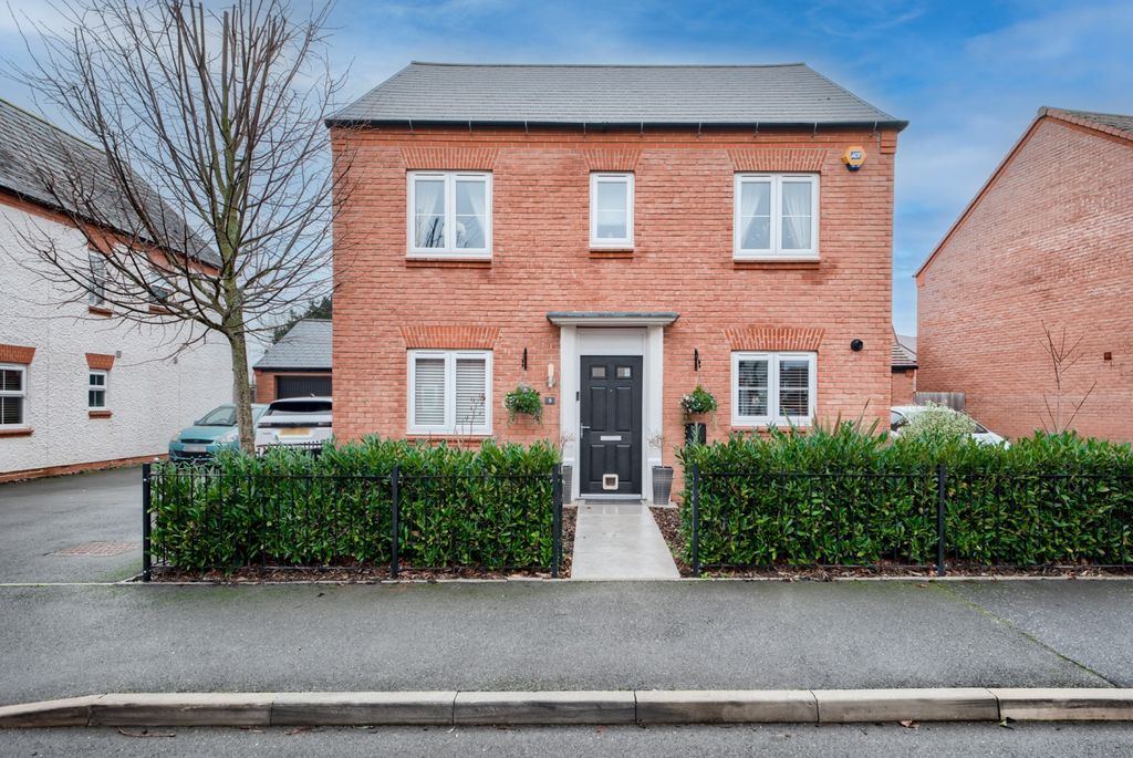 Property photo 1 of 32 Xh2A5601-Hdr(3)-Edit