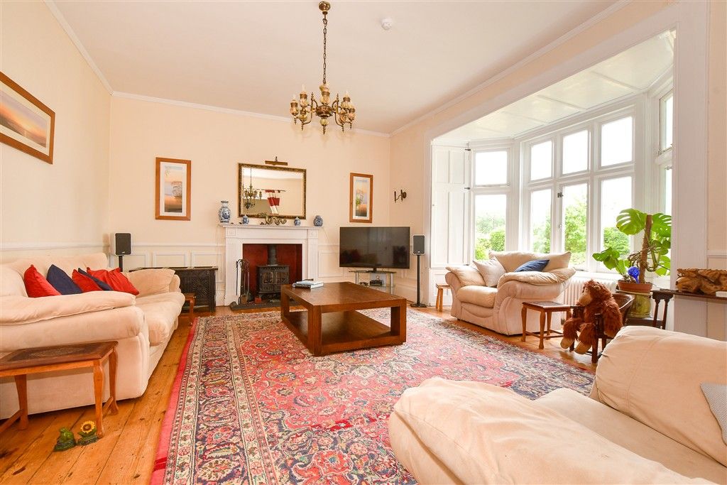 Property photo 2 of 25 Sitting Room