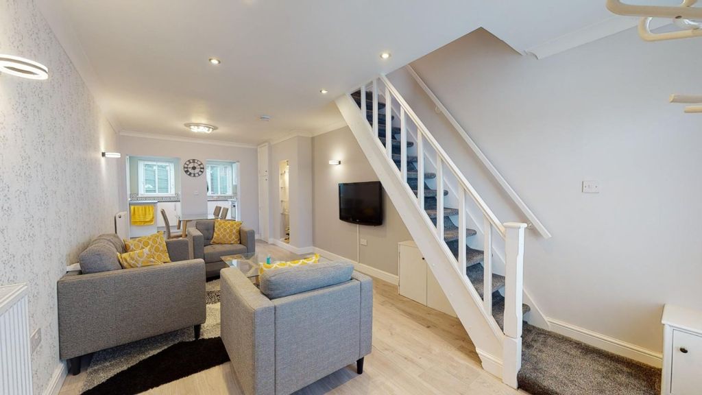 Property photo 2 of 10 Picture 2