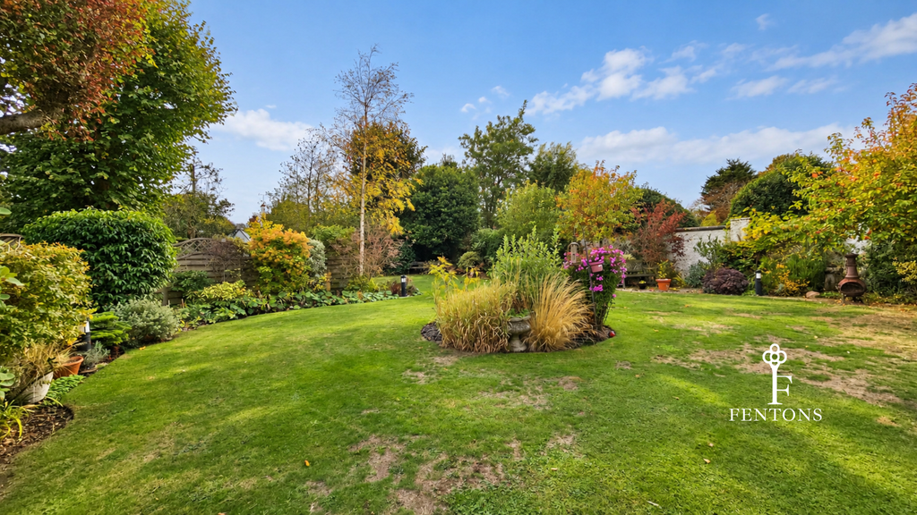 Property photo 3 of 40 Rear Garden