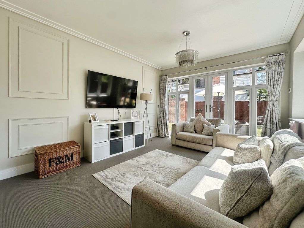 Property photo 3 of 14 Pbox-Img.Jpg