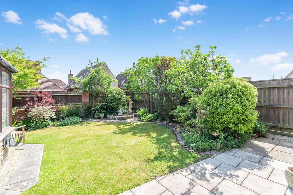 Property photo 2 of 15 Rear Garden