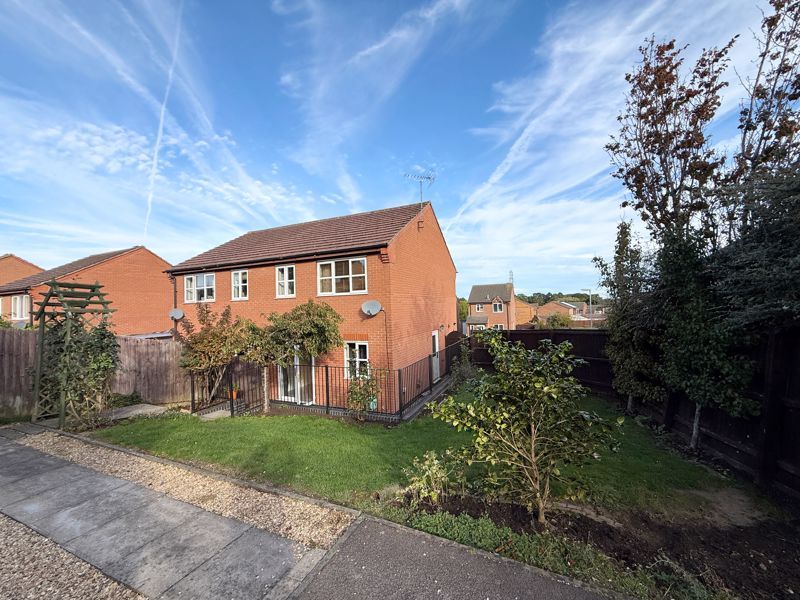 Property photo 2 of 11 Side Elevation