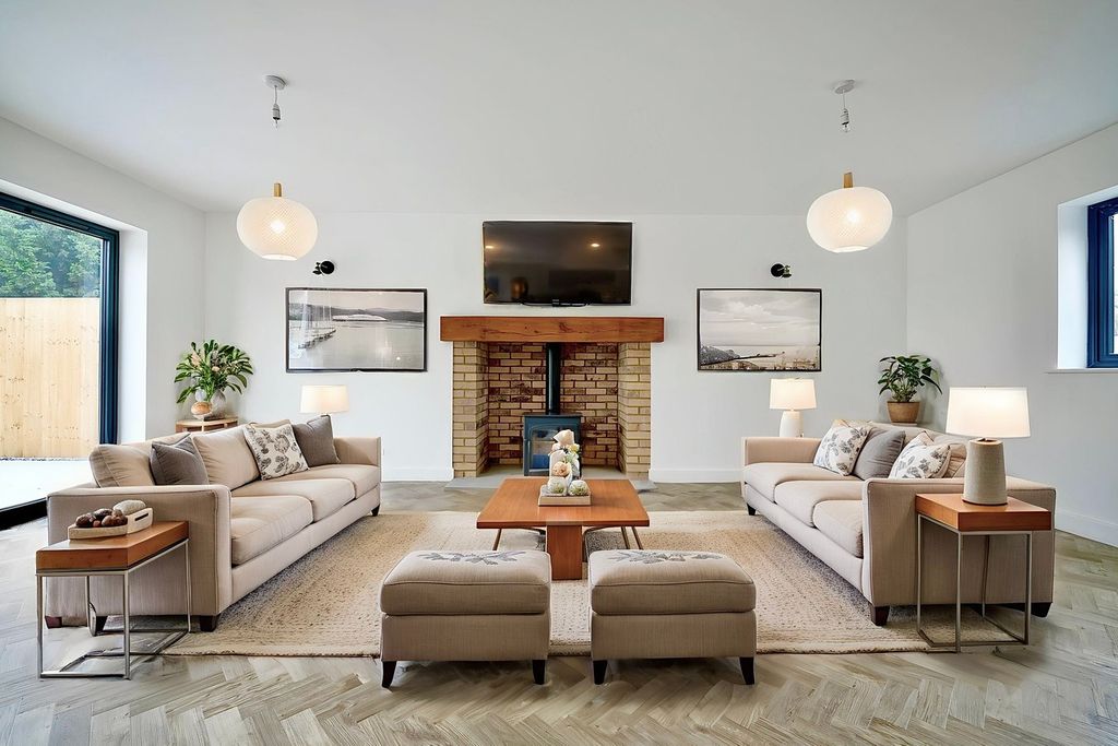 Property photo 3 of 27 CGI