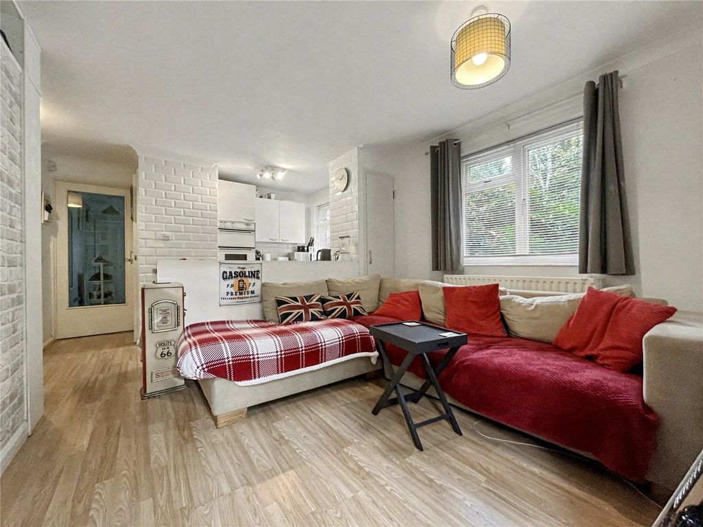 Property photo 3 of 10 Picture No. 08