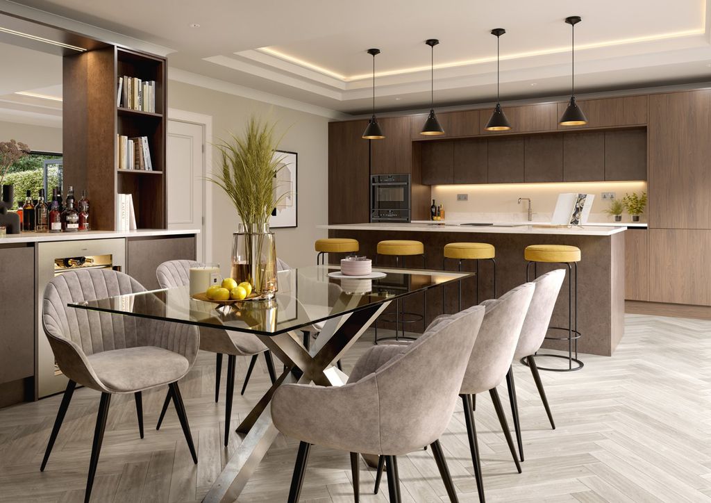 Property photo 3 of 6 Dining Kitchen