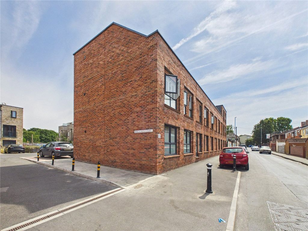 Property photo 1 of 11 Picture No. 13