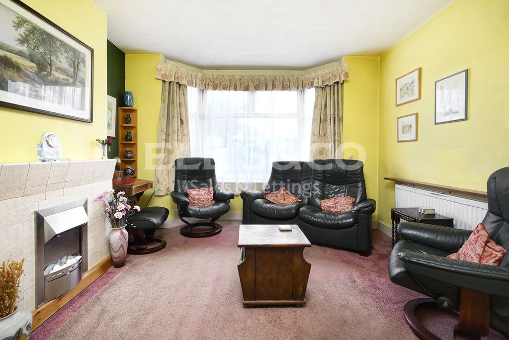 Property photo 2 of 20 Picture No. 04