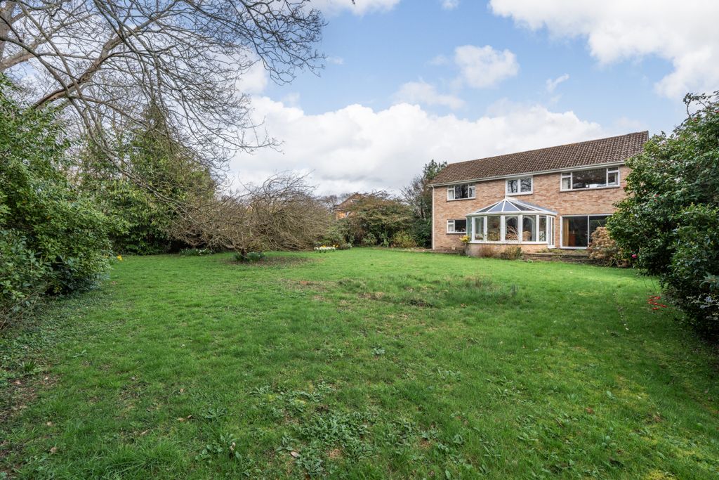 Property photo 3 of 18