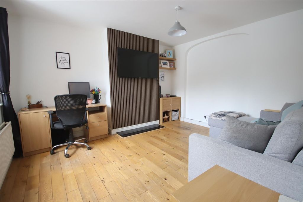 Property photo 3 of 21 Img_1593.Jpg