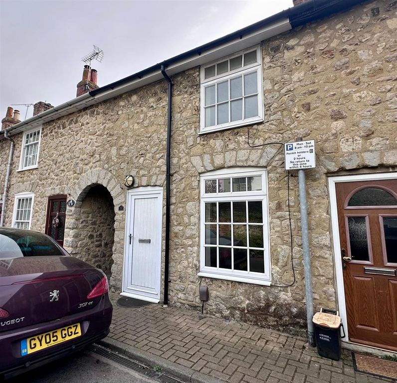 Property photo 1 of 9