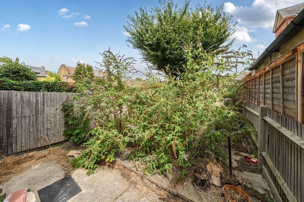 Property photo 3 of 13 1500769-12-6A71F2...