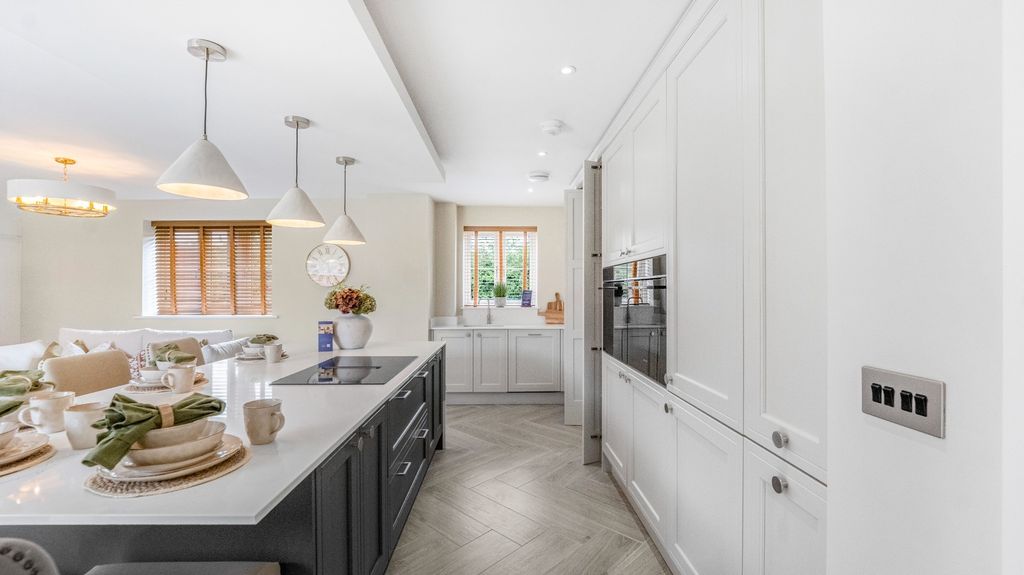 Property photo 2 of 10 5260423