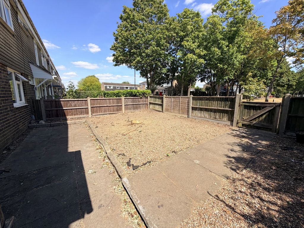 Property photo 2 of 18 Photo 2