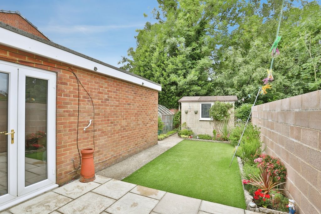 Property photo 2 of 17 Rear
