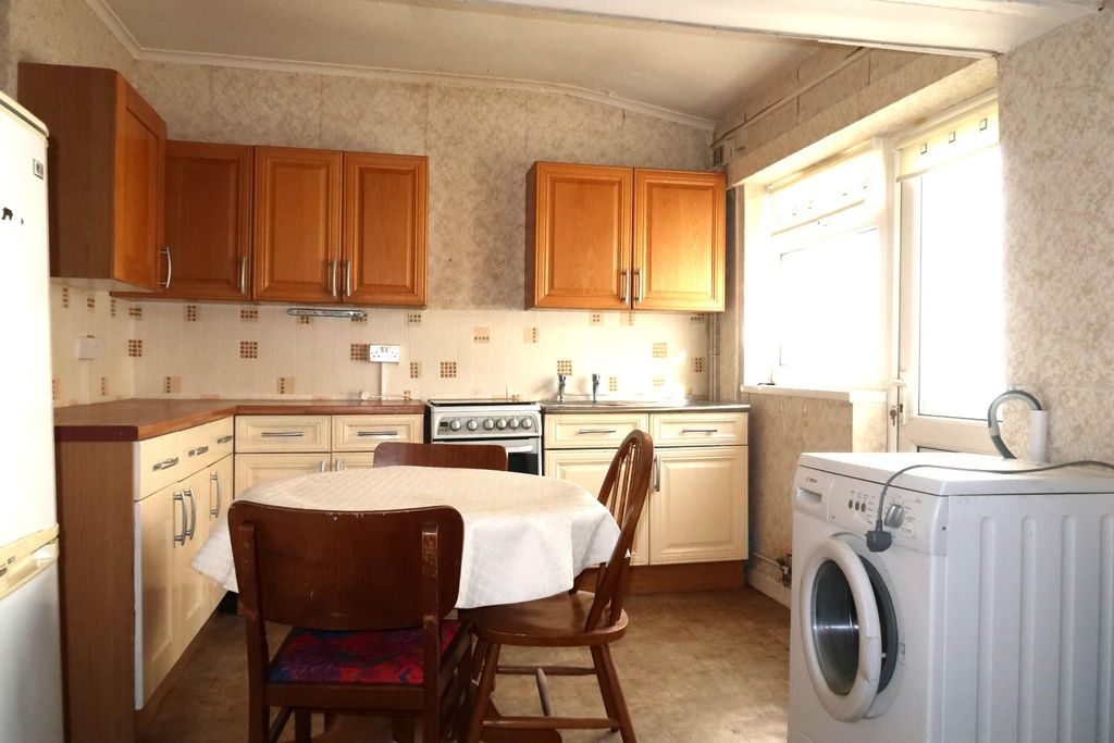 Property photo 1 of 16 Kitchen