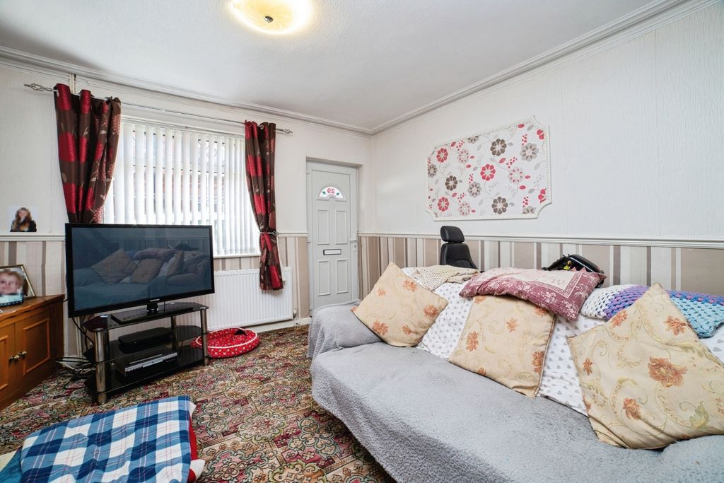 Property photo 2 of 18 Pbox-Img.Jpg