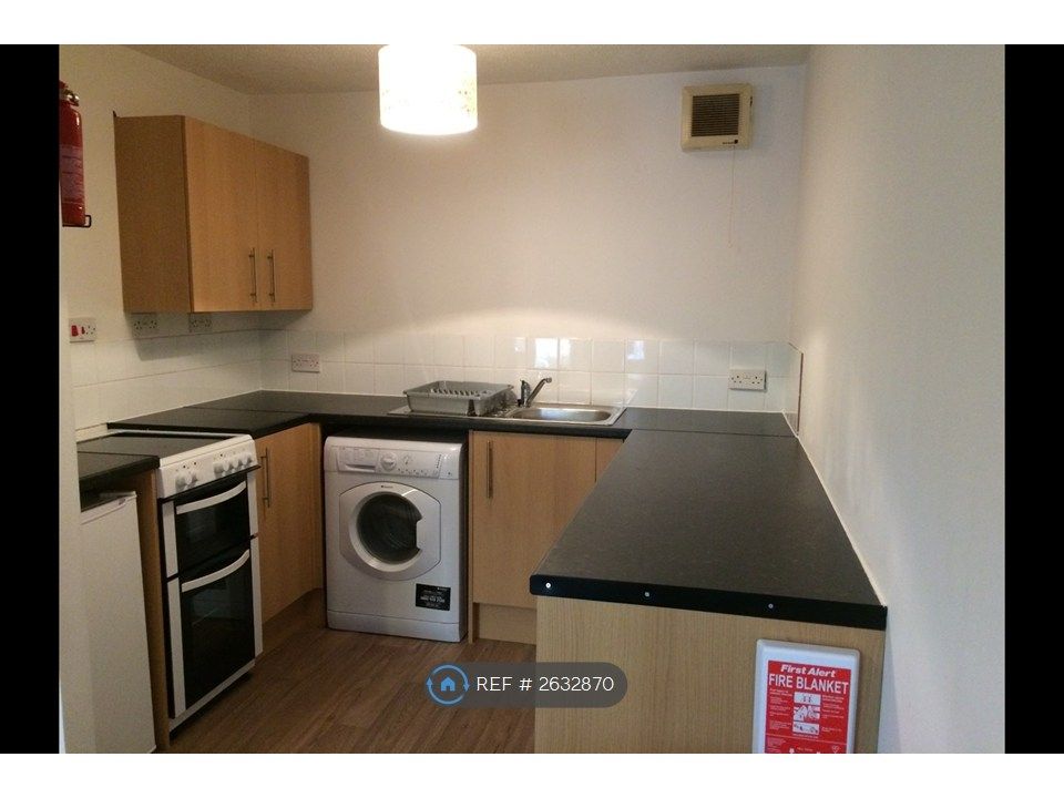 Property photo 2 of 5 New Kitchen Including All White Appliances