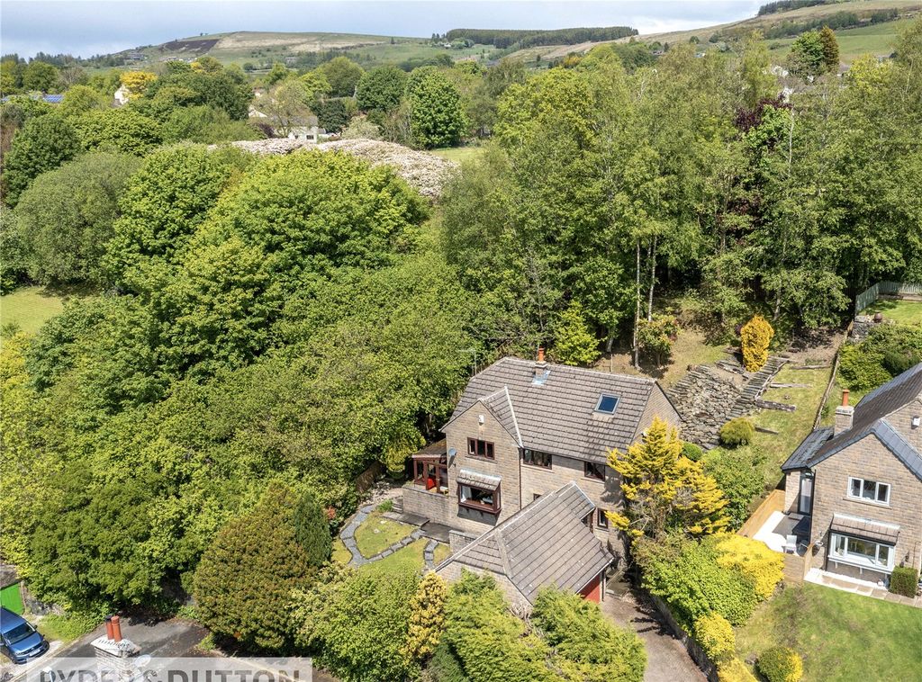 Property photo 1 of 73 Picture No. 40