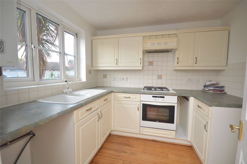 Property photo 3 of 9 Picture No. 24