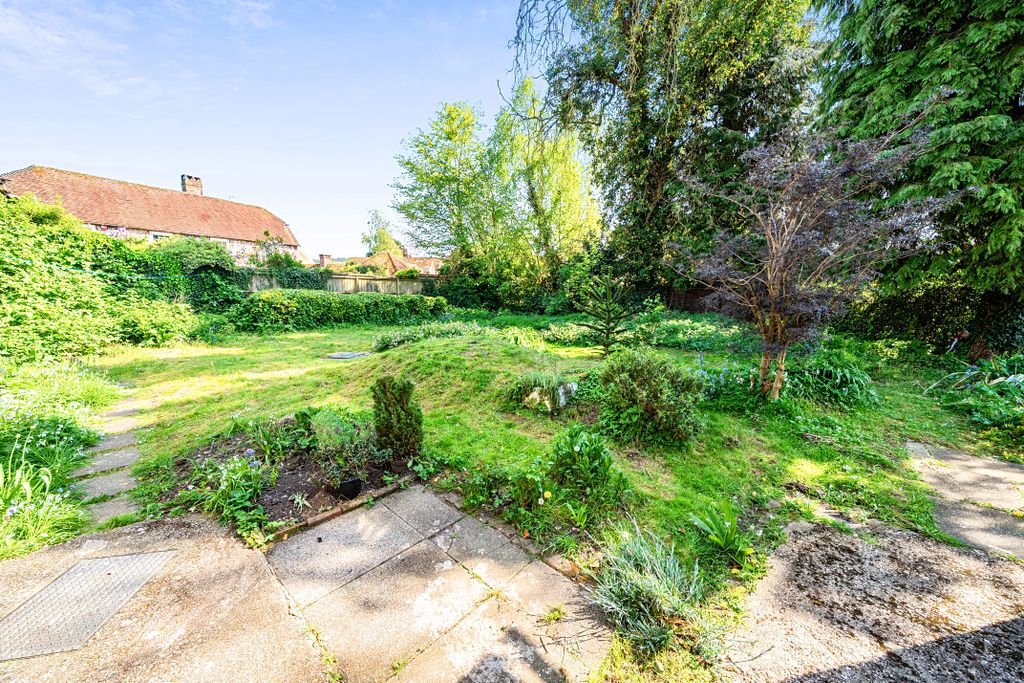 Property photo 3 of 23