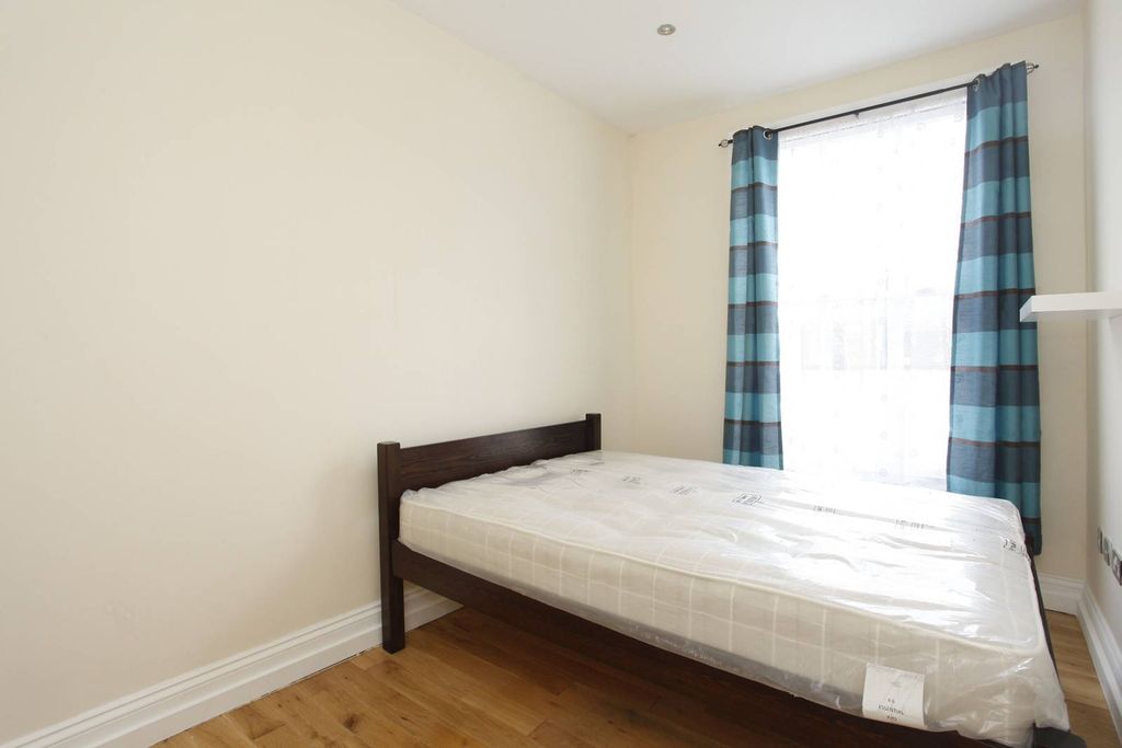 Property photo 1 of 4