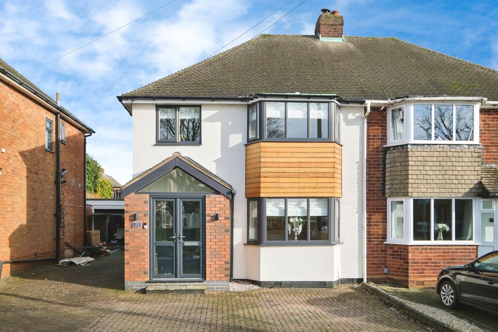 Property photo 1 of 25