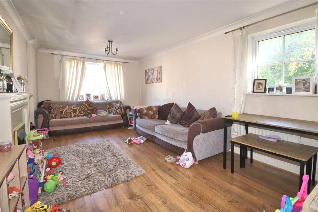 Property photo 3 of 9 Picture No. 05