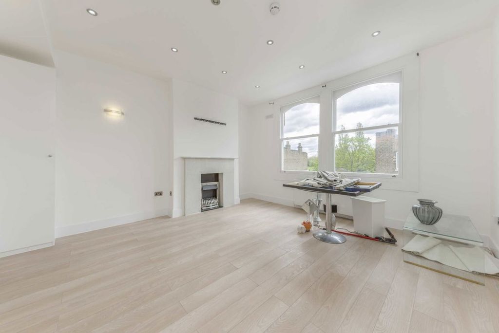 Property photo 2 of 4