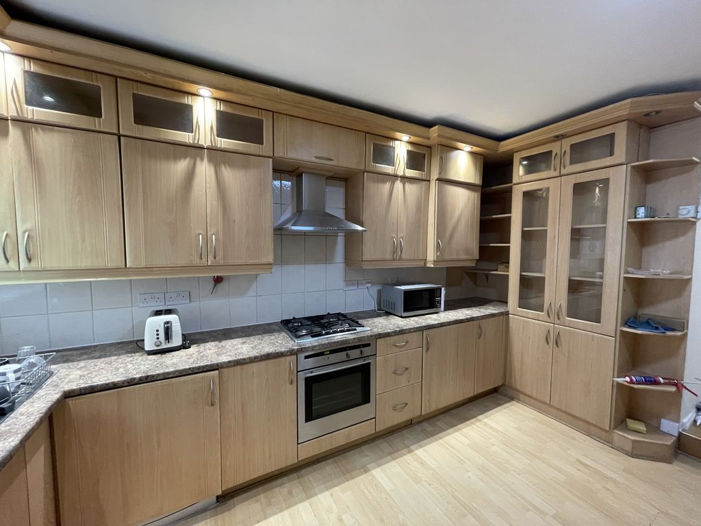 Property photo 2 of 9 Gallery