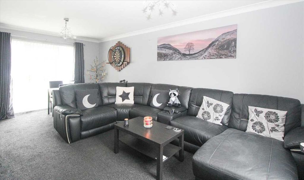 Property photo 3 of 14 Living Room / Dining Room