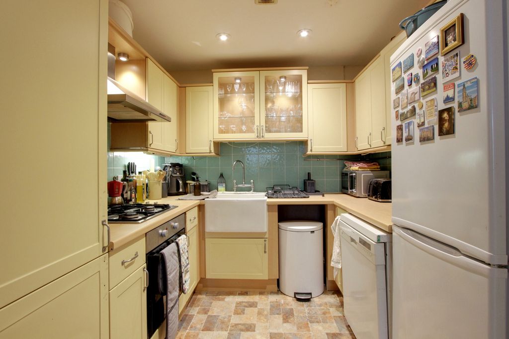 Property photo 3 of 9