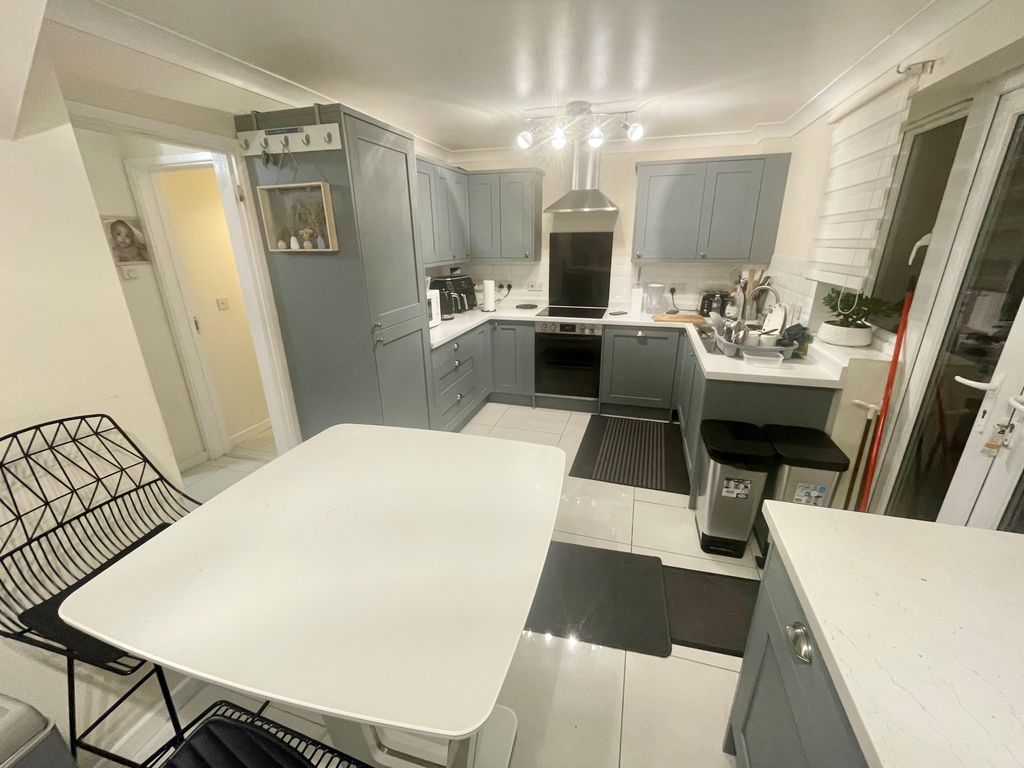 Property photo 3 of 15 View