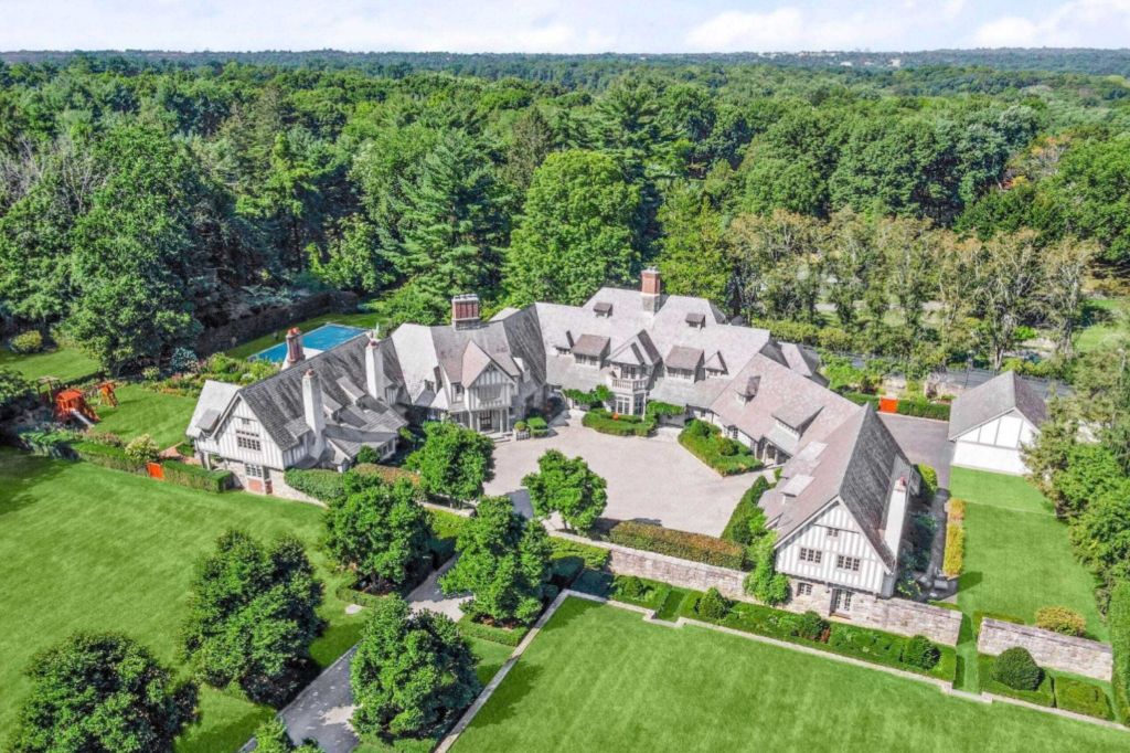 Property photo 1 of 31