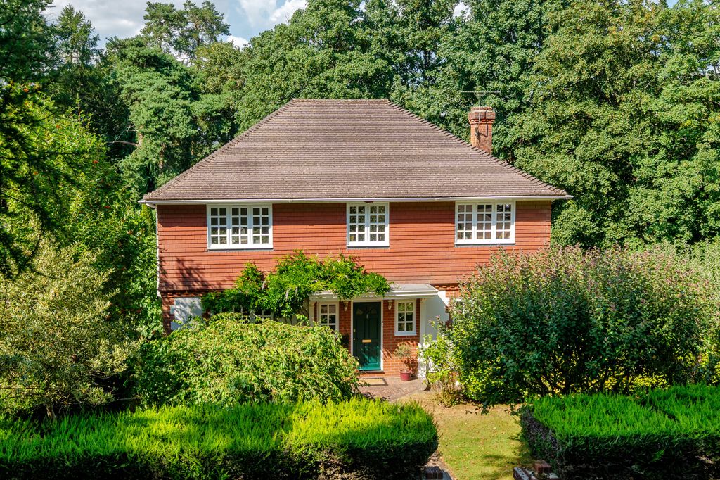 Property photo 1 of 13