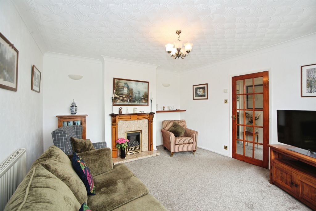 Property photo 3 of 33