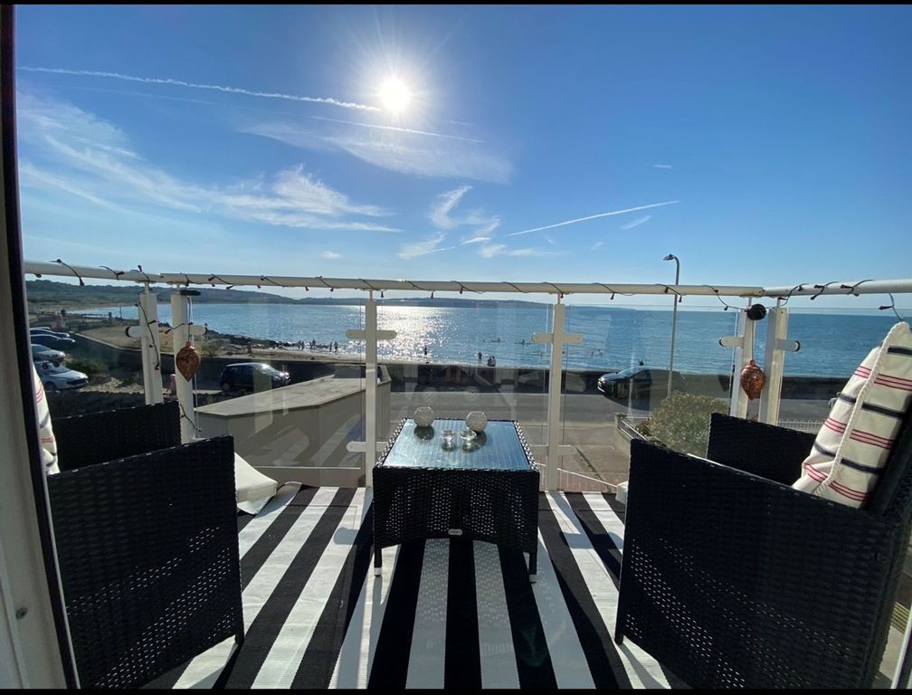 Property photo 2 of 24 Balcony