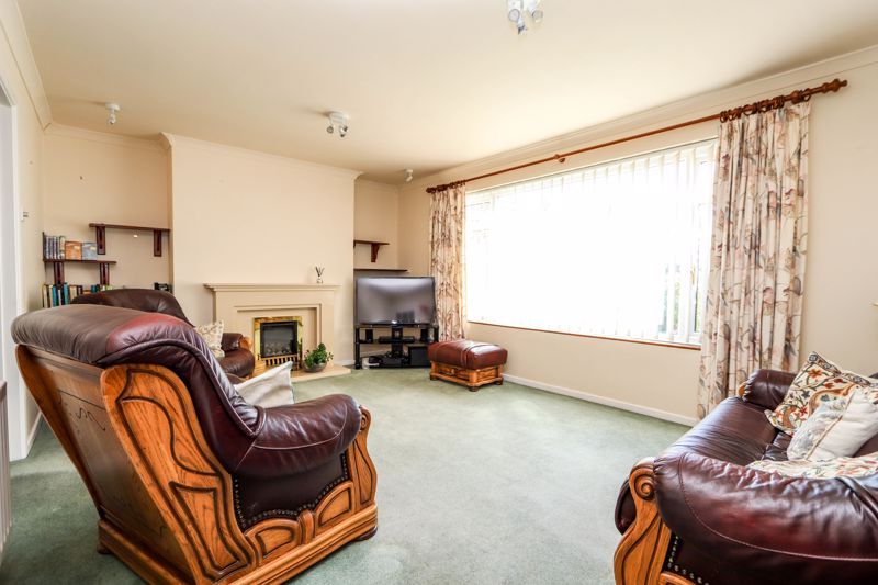 Property photo 2 of 19 Sitting Room