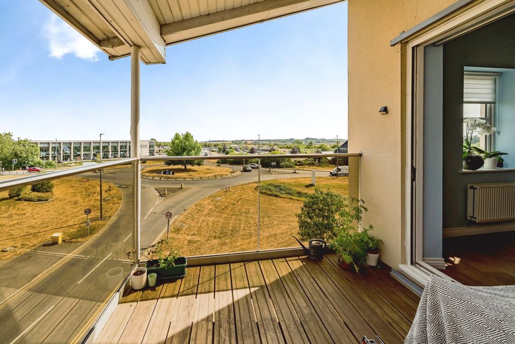 Property photo 3 of 16 Pbox-Img.Jpg