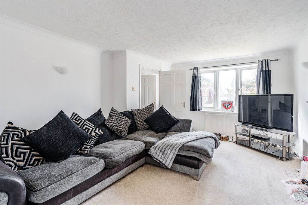 Property photo 3 of 18 Picture No. 10