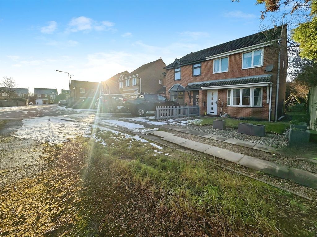 Property photo 1 of 21