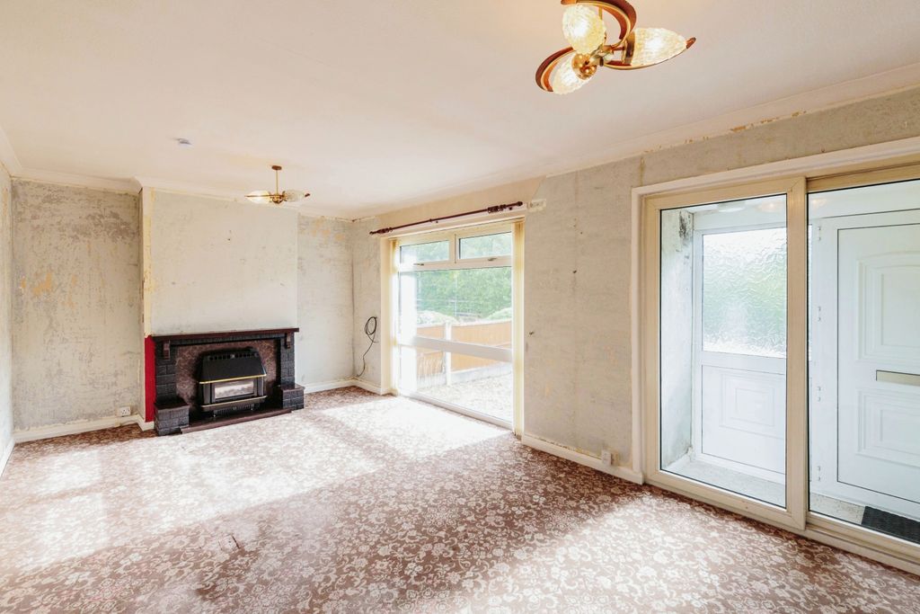 Property photo 2 of 17 Photography