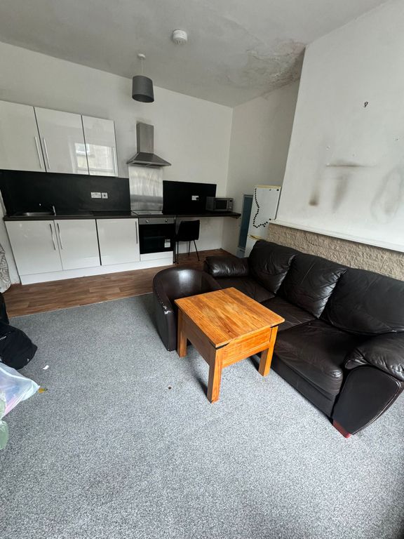 Property photo 2 of 3