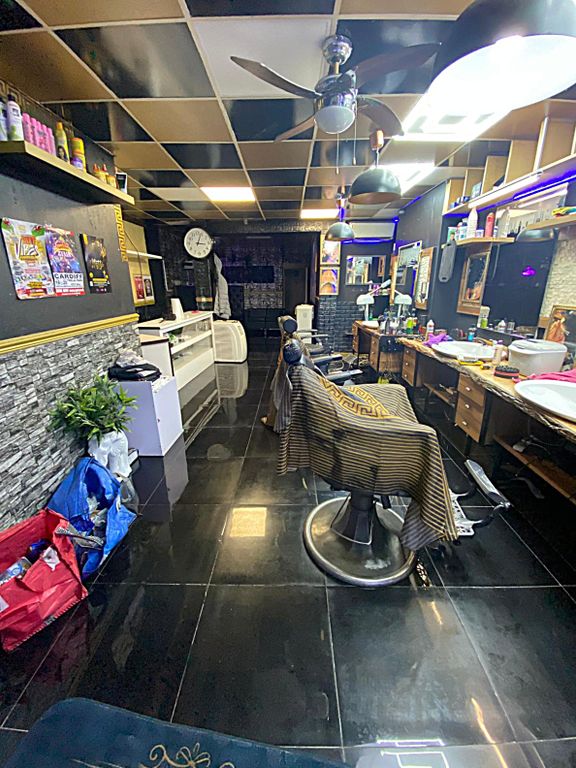 Property photo 2 of 6