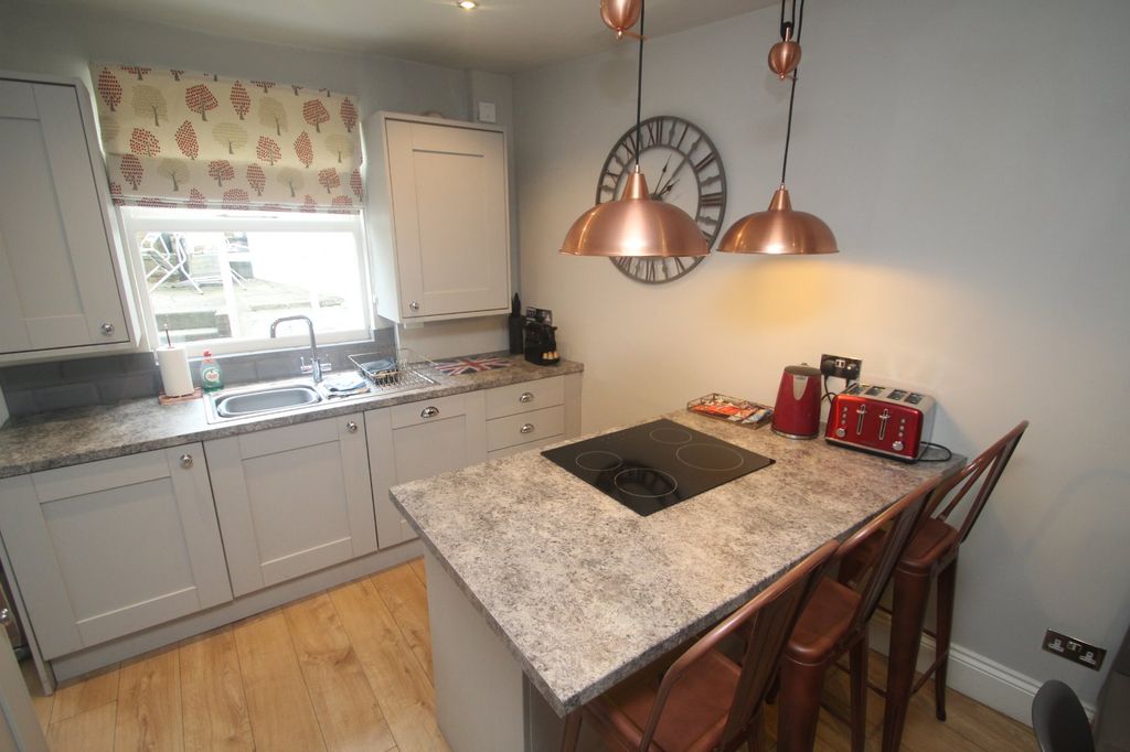 Property photo 3 of 18 Picture No. 06