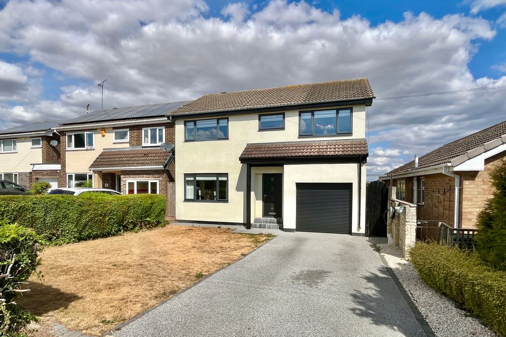 Property photo 1 of 32 1